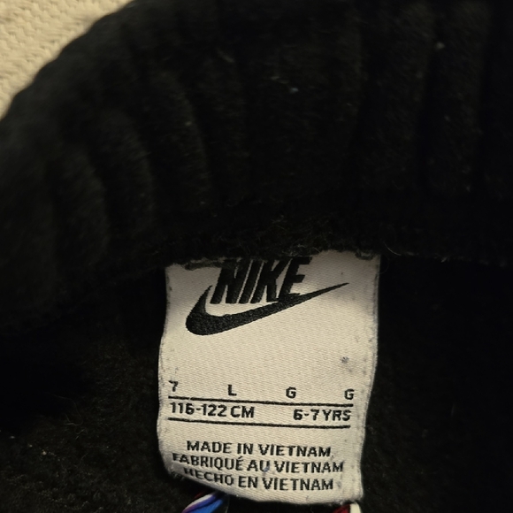 Nike Kids Black Sweatpants with White Logo - Picture 2 of 9